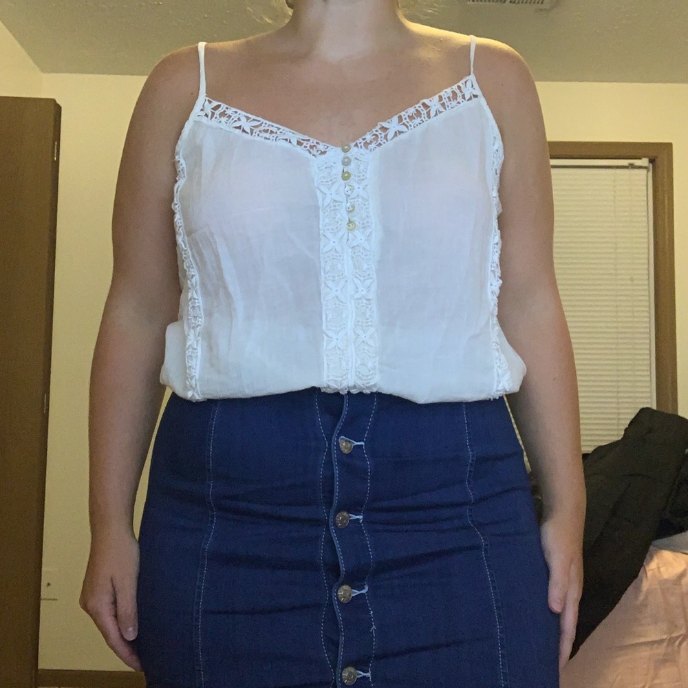 Lace Button Up American Eagle Tank (size large)